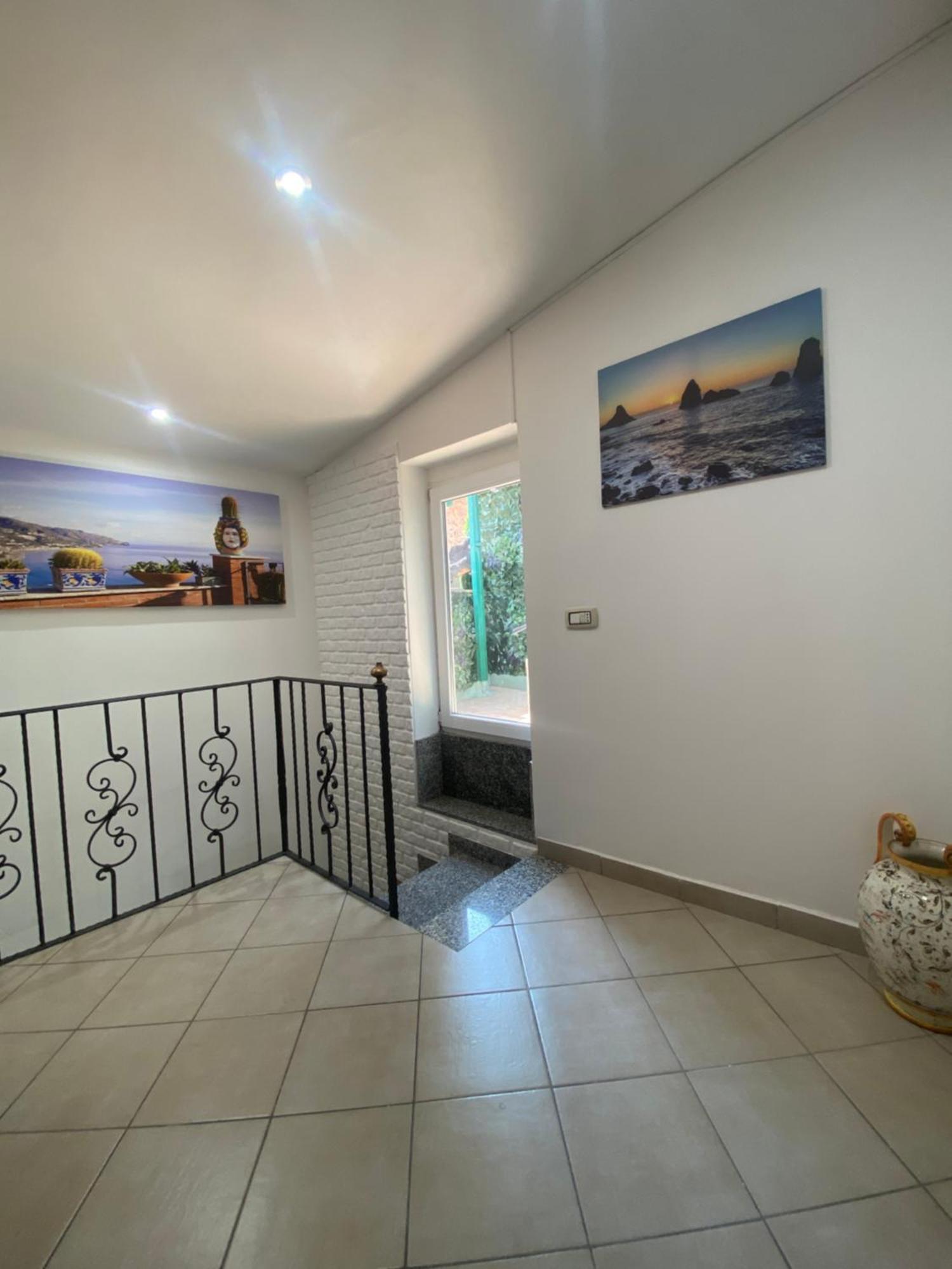 Villa La Casa Di Noah Aeroporto di Catania Fontana Rossa Esterno foto